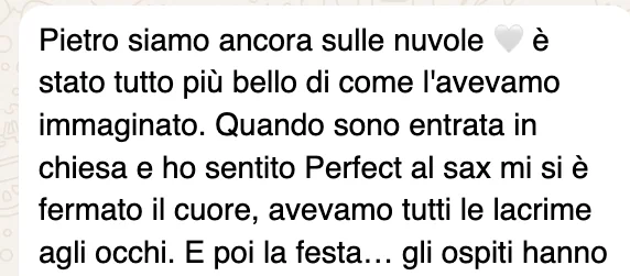 Messaggio WhatsApp di una sposa su Perfect suonata al sax